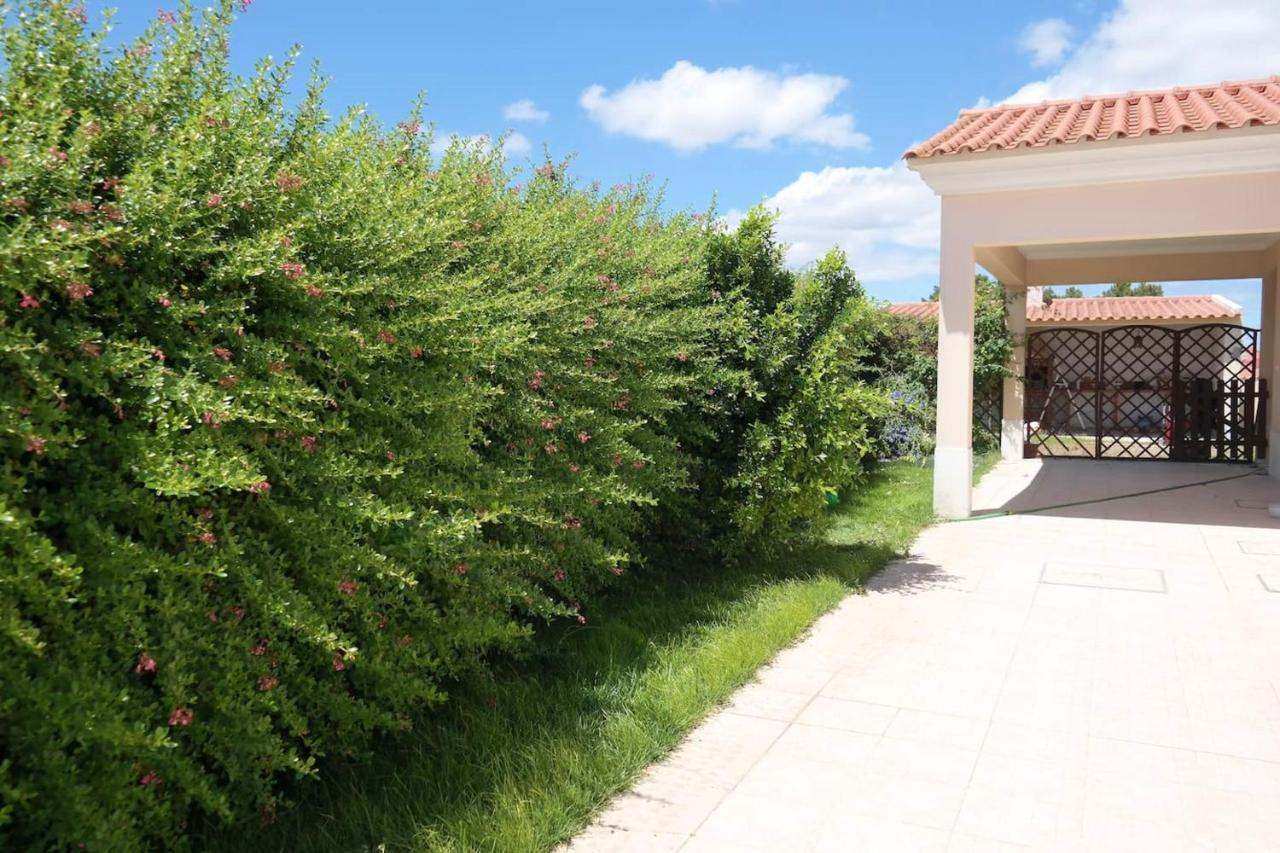 Spacious House In Aldeia Dos Pinheiros With Pool Azeitao Εξωτερικό φωτογραφία