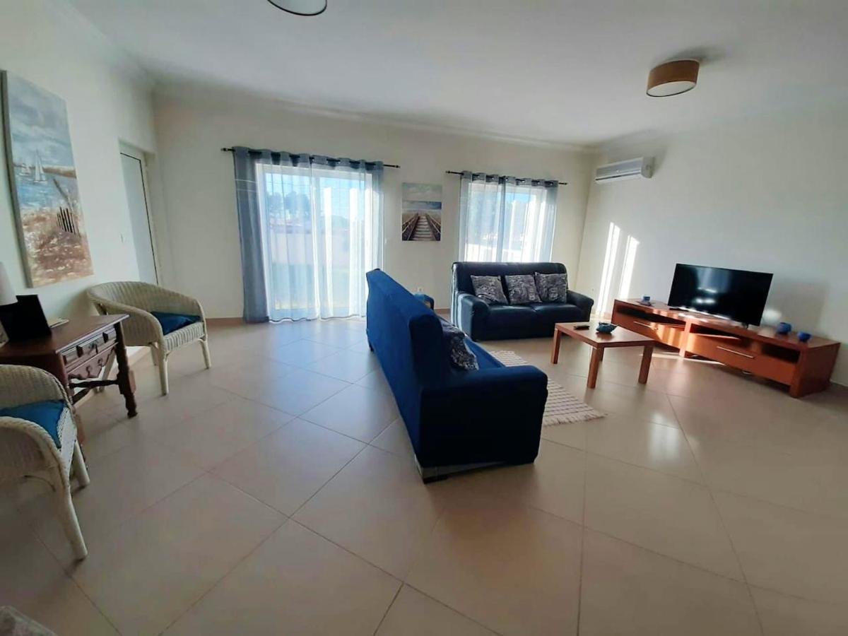Spacious House In Aldeia Dos Pinheiros With Pool Azeitao Εξωτερικό φωτογραφία
